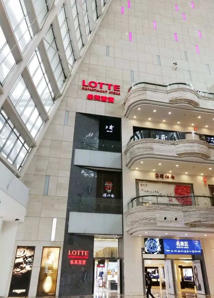 郑州二七广场对比成都,西安郑州同为新一线城市