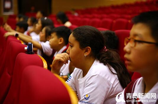 赏京剧看展览踢足球……乌拉圭师生在青岛玩嗨了