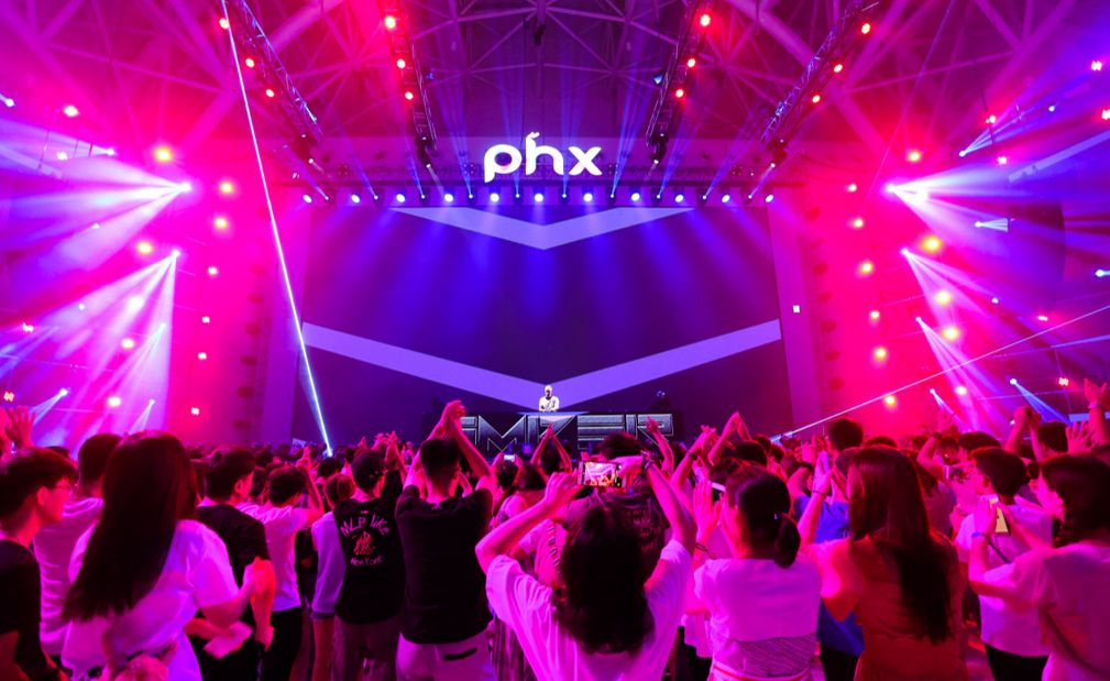 接待游客2亿人次,接待游客2万人