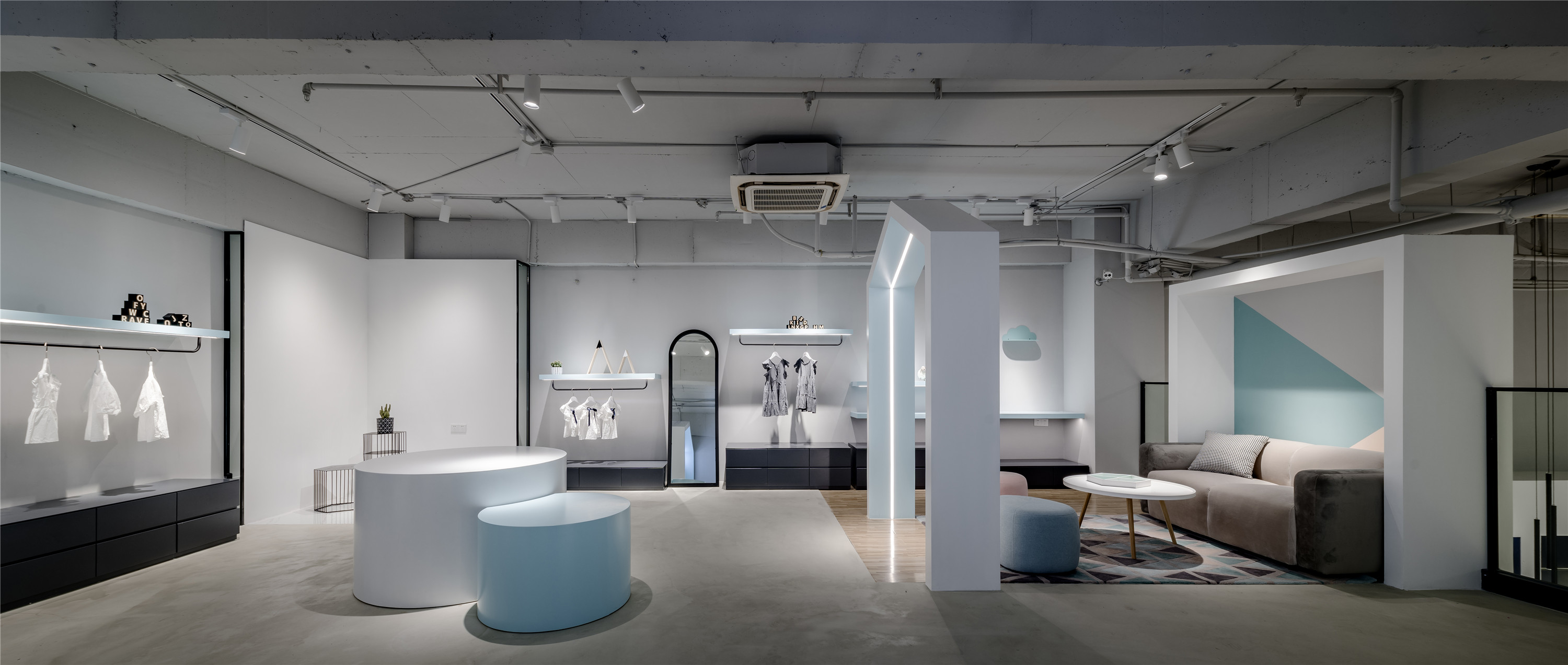 叁研社设计丨Ravent.T沉浸式女装体验店