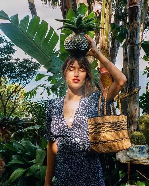 适合妈妈的时尚连衣裙有哪些,妈妈也适合穿的连衣裙