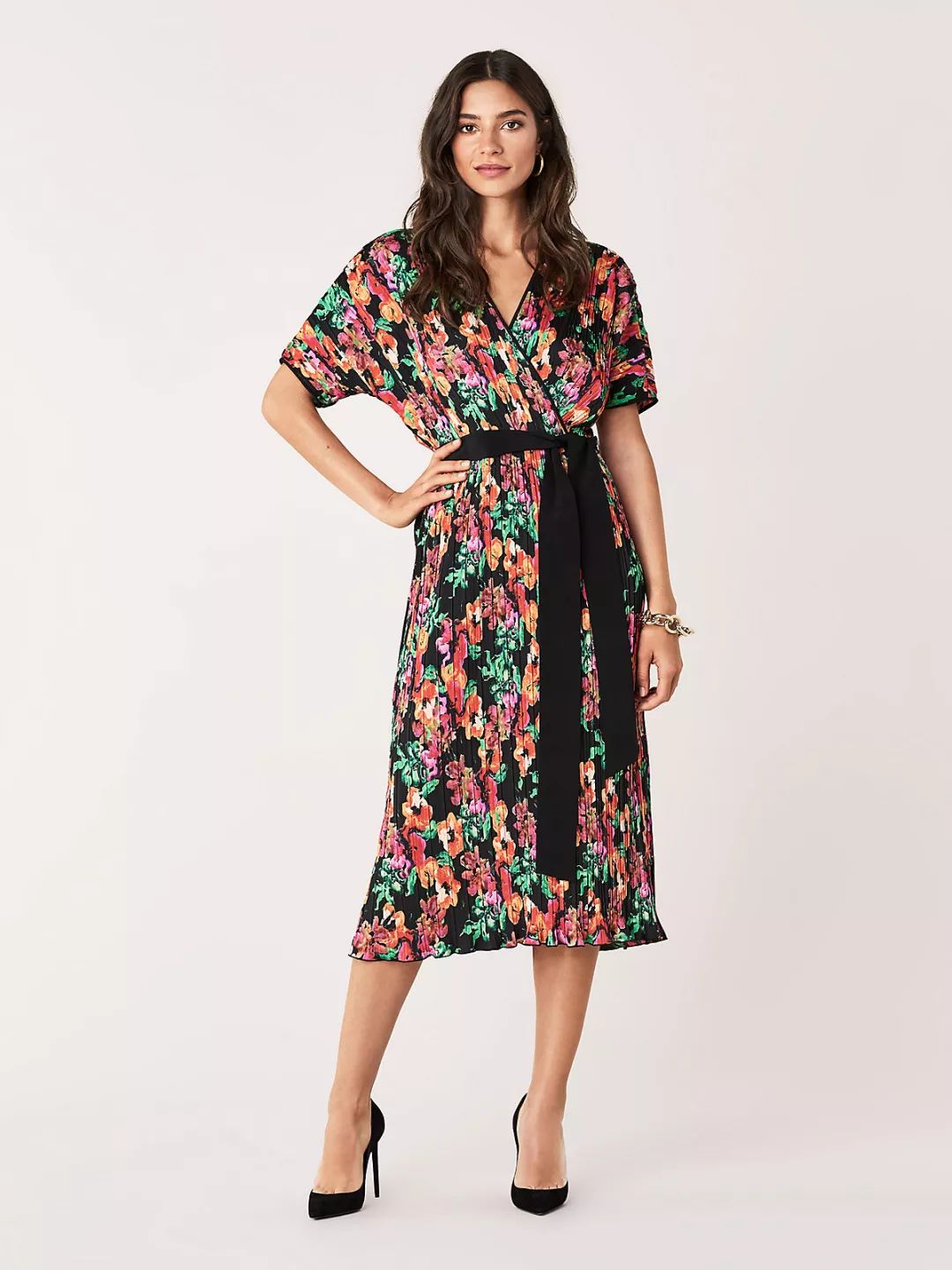 适合妈妈的时尚连衣裙有哪些,妈妈也适合穿的连衣裙