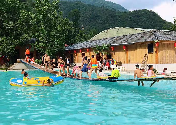 对不起，我要去平武了！这个夏天别再找我了！