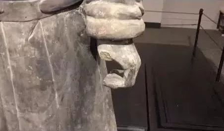 兵马俑让老外震惊,兵马俑每天都在挖吗真的假的