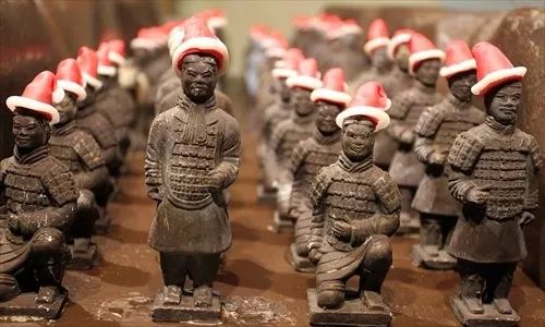 兵马俑让老外震惊,兵马俑每天都在挖吗真的假的