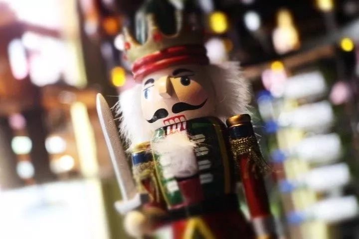 胡桃里里水嘉洲广场开业大吉,胡桃里里水店音乐酒馆优惠团购