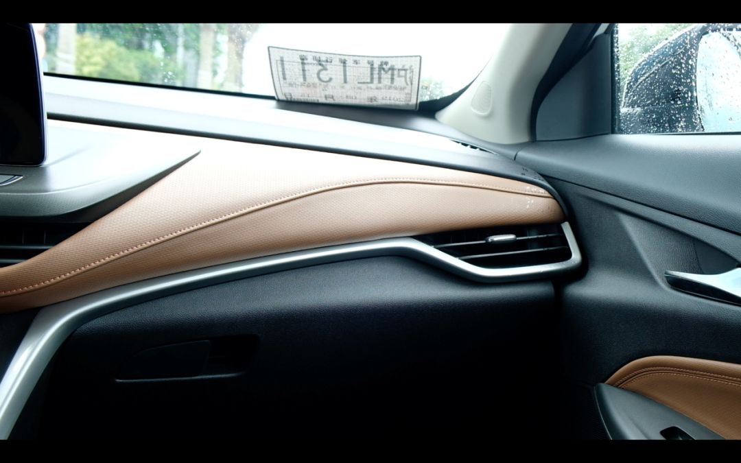 新款别克昂科拉外观展示,全新一代别克昂科拉精英型