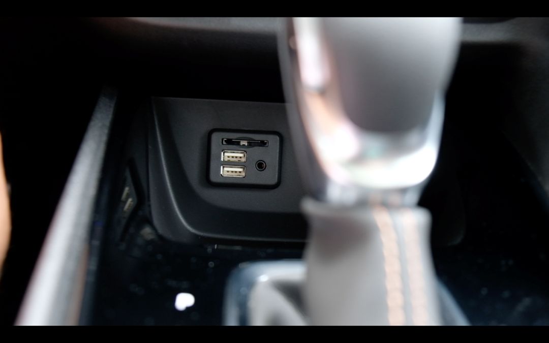 新款别克昂科拉外观展示,全新一代别克昂科拉精英型