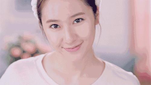 原来陶瓷肌的金晨也有长痘困扰?夏季抗痘怎么能少了这11样