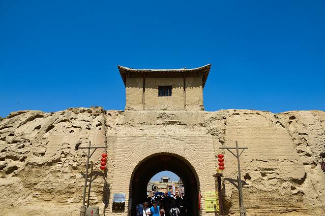 北纬38度仰望星空，每个人都拥有头顶，为什么却看不到星空