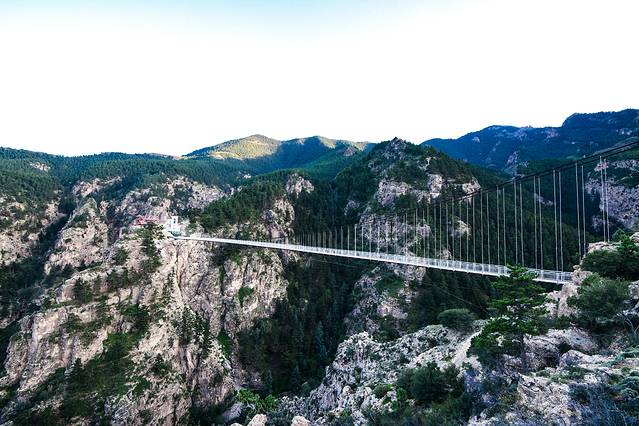 北纬38度仰望星空，每个人都拥有头顶，为什么却看不到星空