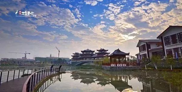 头条|不想走的太远？那我们就去百色这些美到窒息的旅游景点看看吧