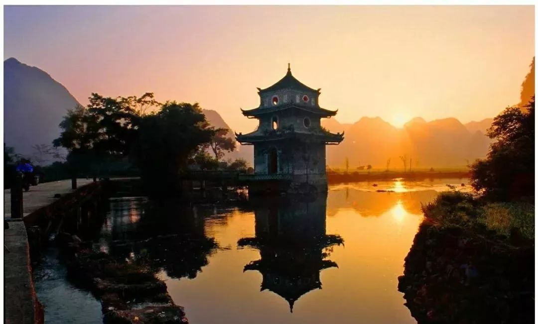 头条|不想走的太远？那我们就去百色这些美到窒息的旅游景点看看吧