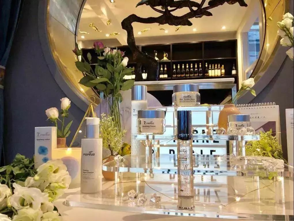 带有修护力且清爽不黏腻的精华,好用的新西兰精华液