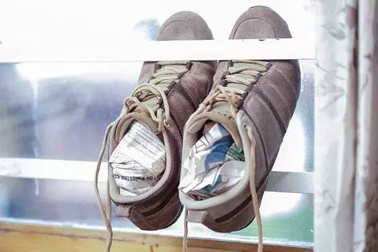 下雨天衣服晒不干有什么妙招,持续下雨天衣服总是晒不干怎么办