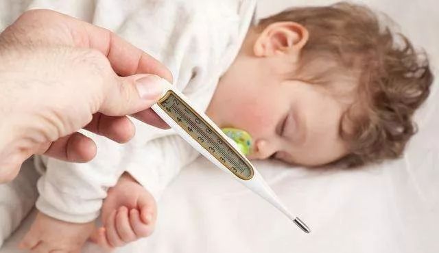 聊生活|女明星出门都爱随身带,宝藏品牌小林制药全方位拯救了我的生活