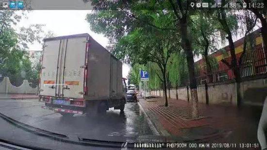 街头开车卖冻螃蟹被骗怎么办,长春路边卖螃蟹