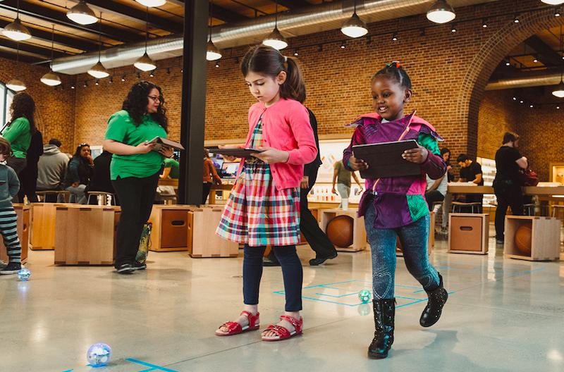 「专访」万亿市值支撑，苹果教育欲“慢慢”走出困局