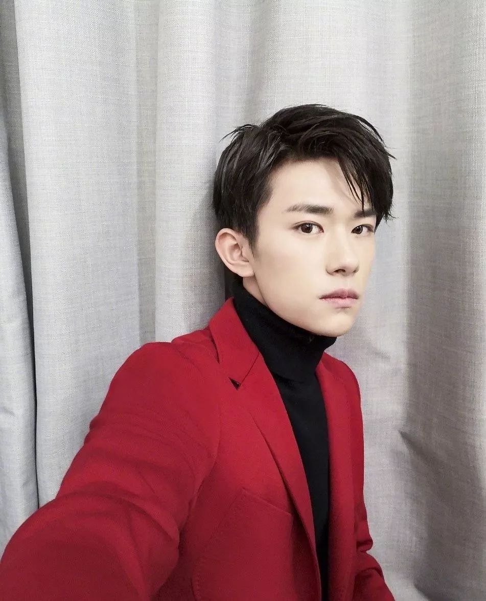 张艺兴与三星解约？！江疏影与施华洛世奇解约！杨幂刘雯明星代言与时尚品牌取消合作！难道又是第二批DG？