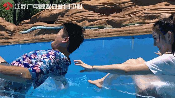 常州恐龙园过山车和跳楼机,常州恐龙园室内过山车吓人吗