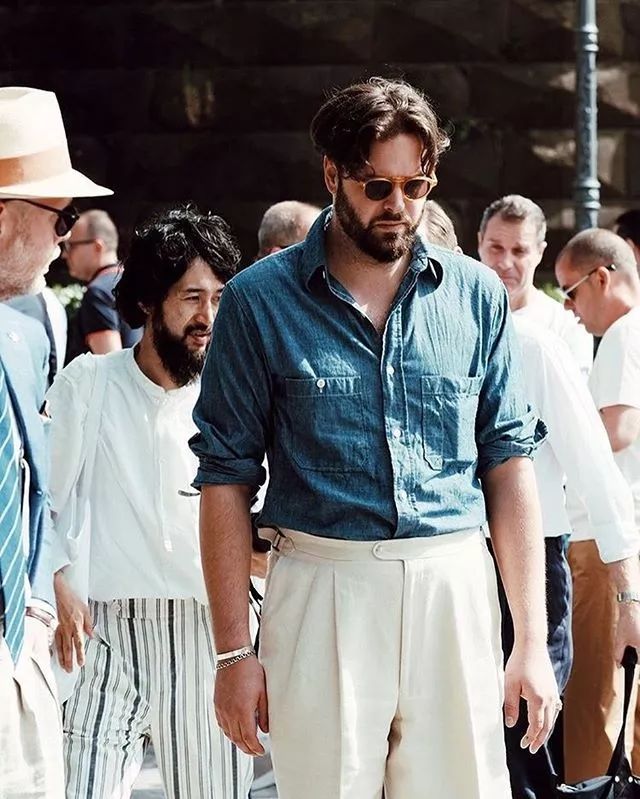 航空在什么情况下免费升舱,航空公司有免费升级头等舱吗