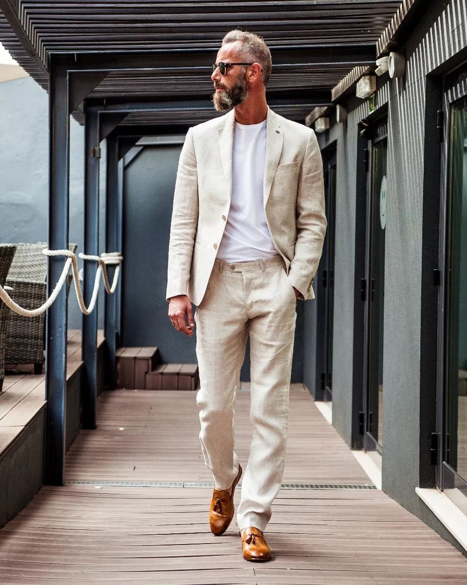 航空在什么情况下免费升舱,航空公司有免费升级头等舱吗