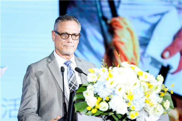 美克美家×伊森艾伦首场发布落地西安，掀翻城市新美学