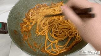 铁锅怎么养锅才不粘锅,熟铁锅怎么养才不粘锅