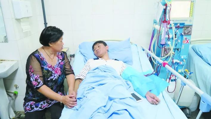 爱心助力老人养老,爱心捐助困境儿童