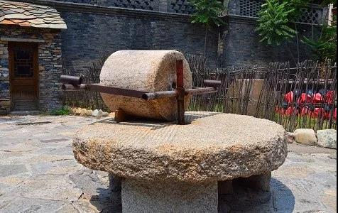 母亲背沙，儿子考上清华：面对贫穷，我们唯有自强不息