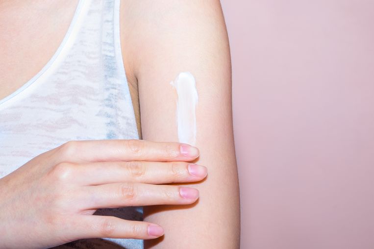 细菌美容：居然有人12年不洗澡而不臭？靠菌护肤真行得通？