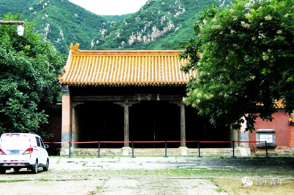 明十三陵没有发掘参观看什么,探秘明十三陵中央十台