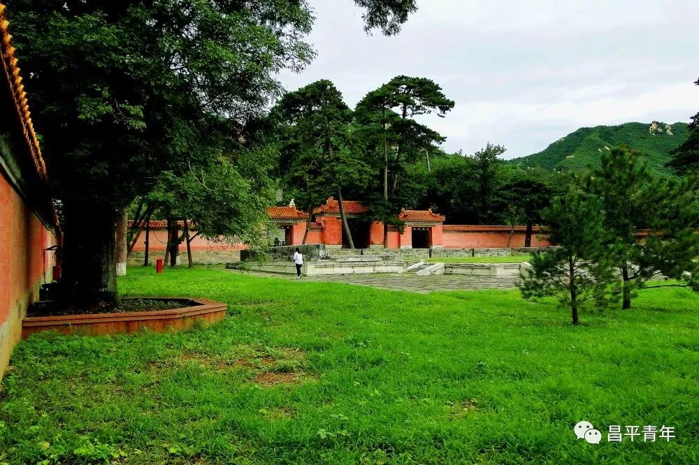 明十三陵没有发掘参观看什么,探秘明十三陵中央十台