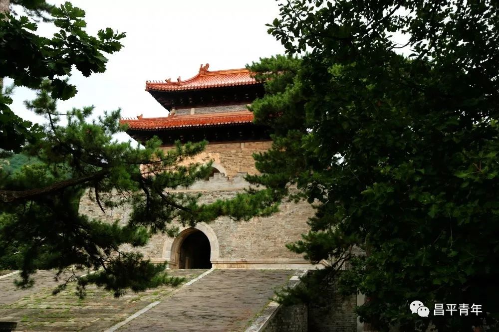 明十三陵没有发掘参观看什么,探秘明十三陵中央十台