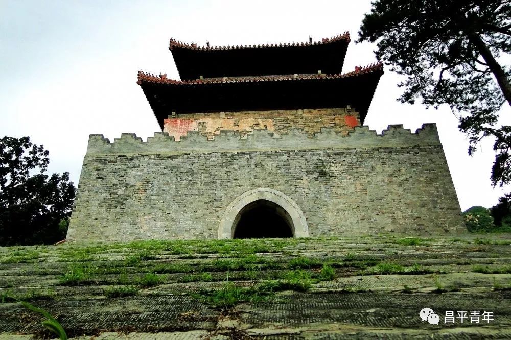 明十三陵没有发掘参观看什么,探秘明十三陵中央十台