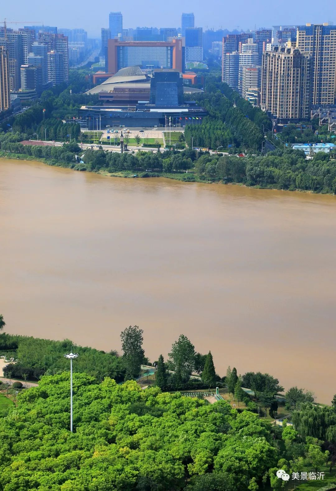 刷屏了!临沂三河口再现“琅琊八景”之“沂水拖蓝”!