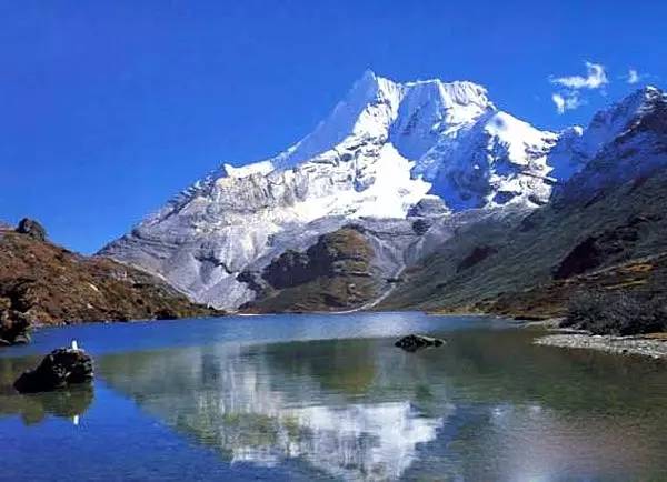 刷屏了!临沂三河口再现“琅琊八景”之“沂水拖蓝”!