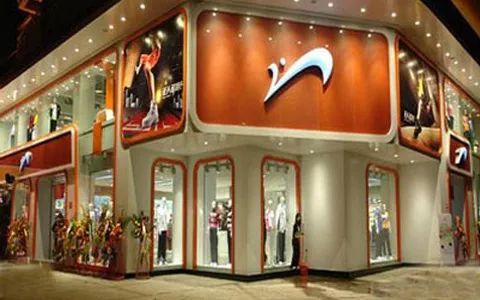 股份冻结！亏损暴跌！福建又一名企跌落！从晋江发迹，刘德华曾代言火遍全国…