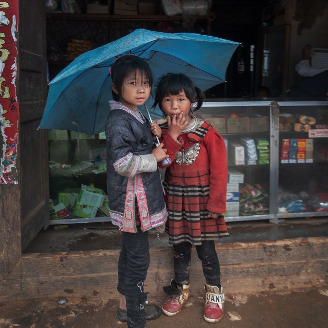 来月经真的会长不高吗,来月经应不应该痛