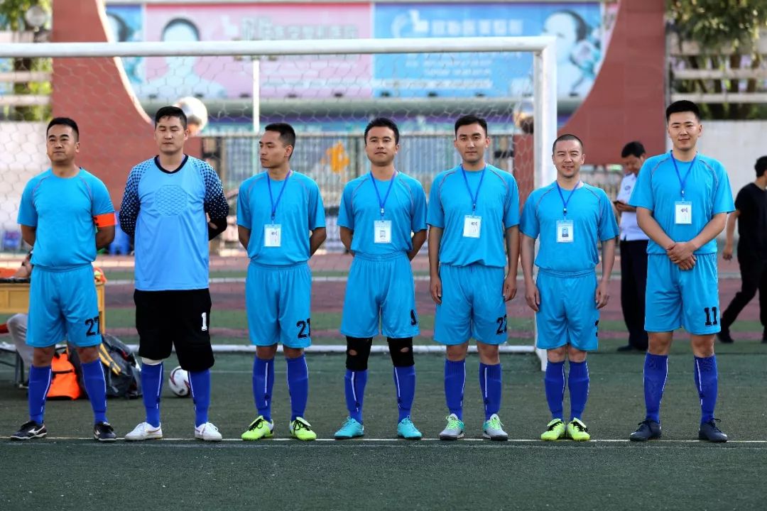 喜讯足球比赛冠军,喜报战报