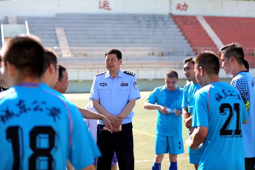 喜讯足球比赛冠军,喜报战报