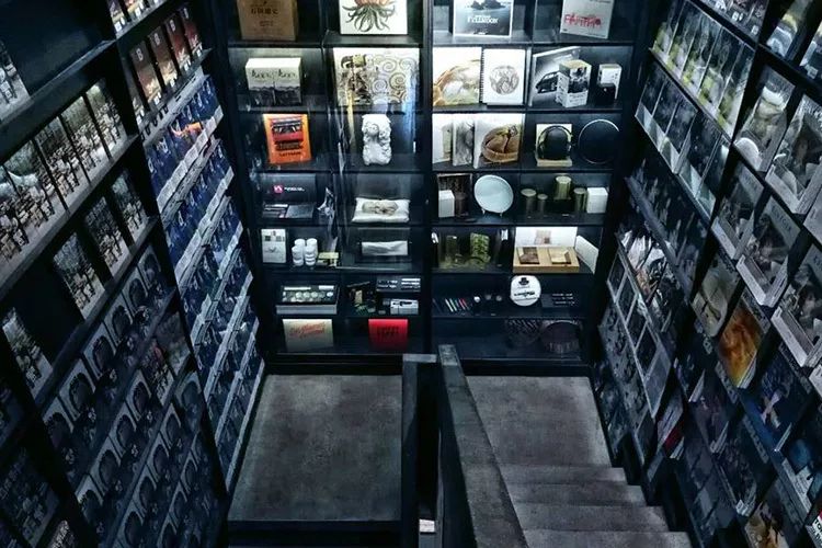 深夜读书的书店有哪些,到书店看书享受一份难得的宁静