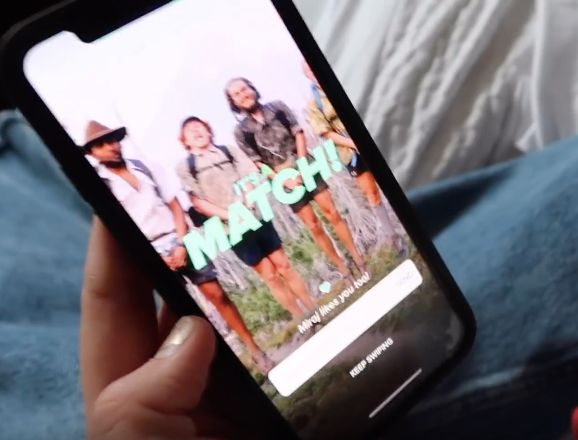 给约会软件拍视频带盐,这个网红博主被骂成筛子…