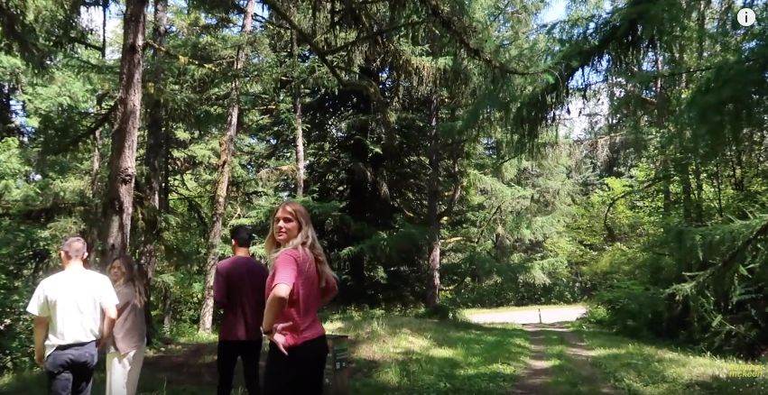 给约会软件拍视频带盐，这个网红博主被骂成筛子…