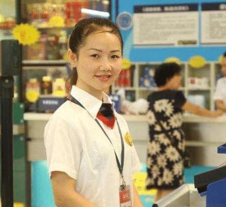 为啥超市2000元工资还不离职,超市收银员工资低为什么还有人做