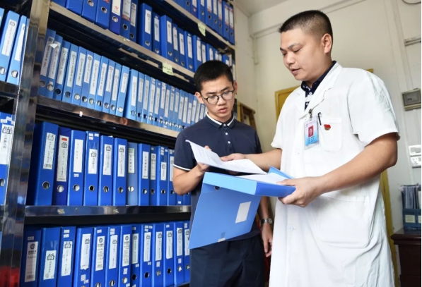 一位扶贫干部的感悟,一个扶贫队长的感人故事