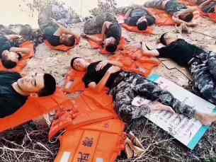 抗洪抢险累到“吐血”?“喉咙毛细血管出血,小事!”