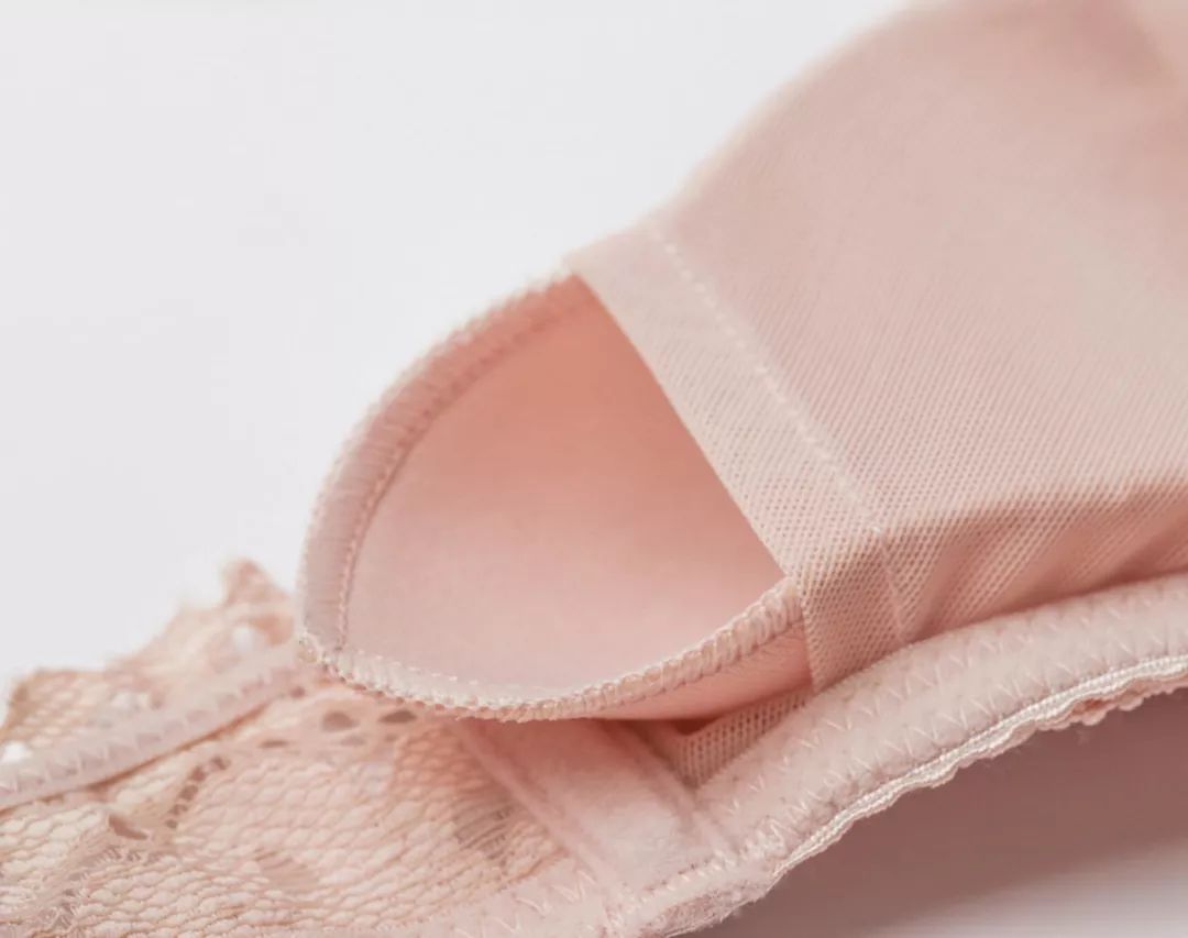内衣舒适无束缚感无钢圈,超薄透气舒适无钢圈内衣
