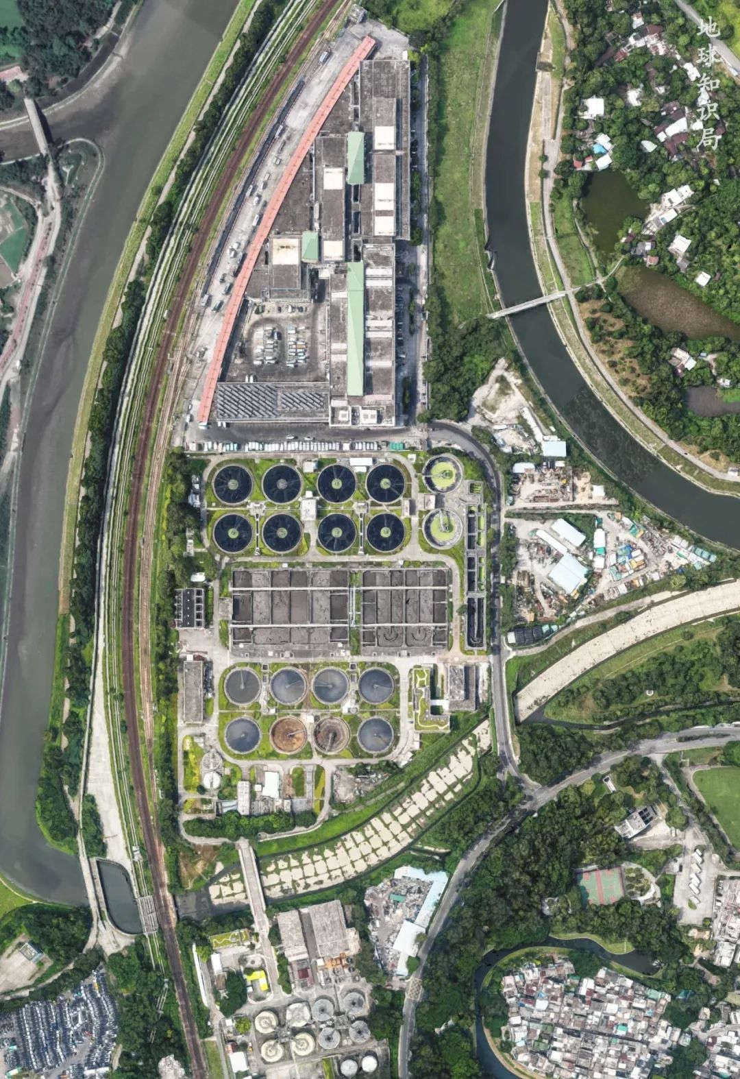 香港跟内地的关系,香港和内地的区别