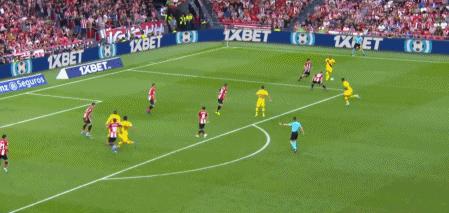 苏亚雷斯中柱+伤退阿杜里斯倒挂金钩，巴萨客场0-1毕包